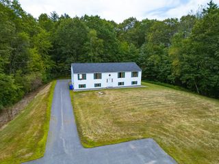 36 Johnson Meadow Rd # And # B, Hampstead, NH 03841