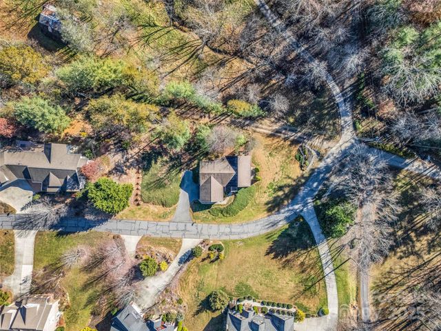 9 Fairway View Drive, Weaverville, NC 28787