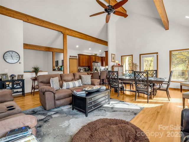 9 Fairway View Drive, Weaverville, NC 28787