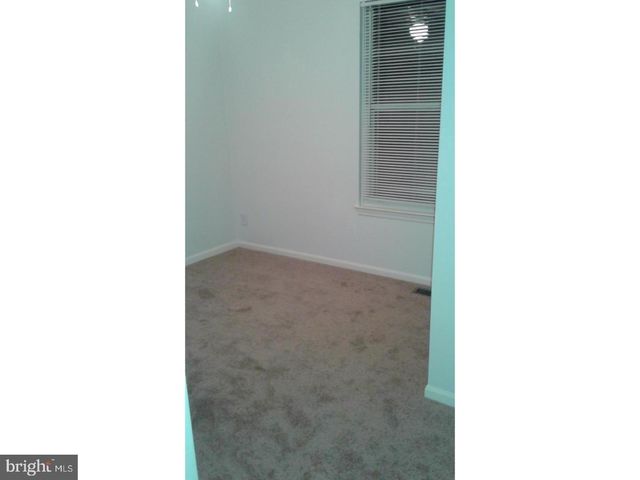 66 VANDERBILT CT, Sicklerville, NJ 08081