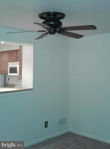 66 VANDERBILT CT, Sicklerville, NJ 08081