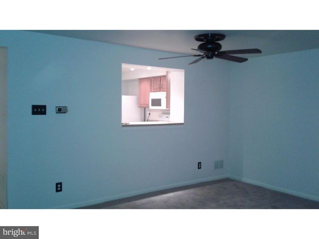 66 VANDERBILT CT, Sicklerville, NJ 08081