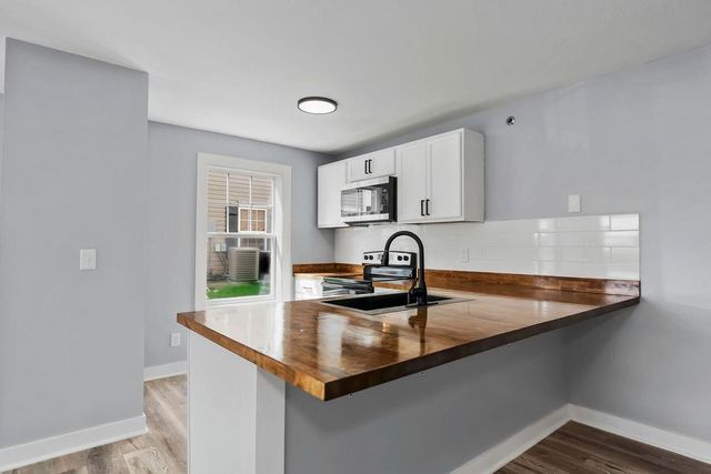 8121 N Lawndale Avenue, Kansas City, MO 64119