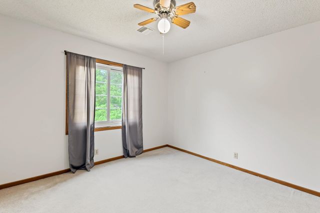 1334 N Coachhouse, Wichita, KS 67235