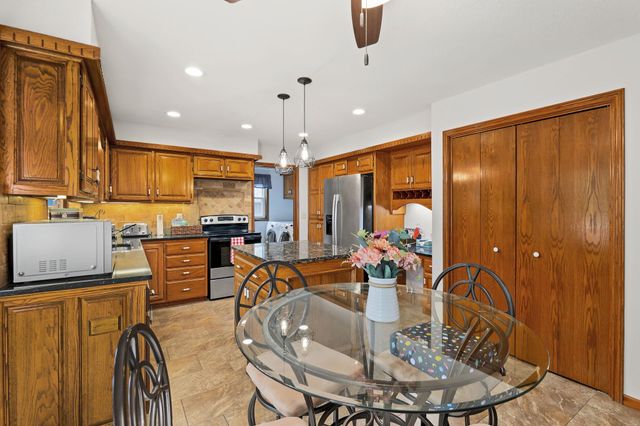 1334 N Coachhouse, Wichita, KS 67235