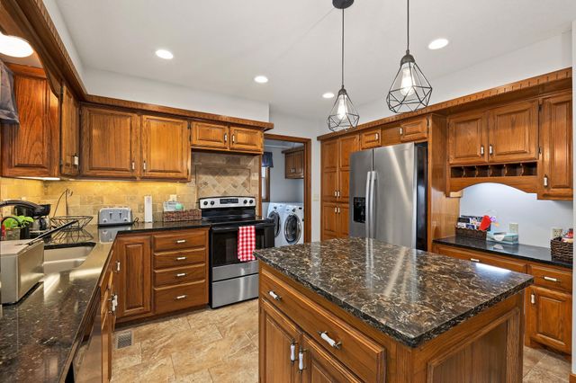 1334 N Coachhouse, Wichita, KS 67235