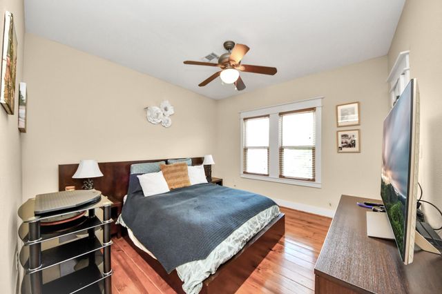1810 Nicholson Street, Houston, TX 77008