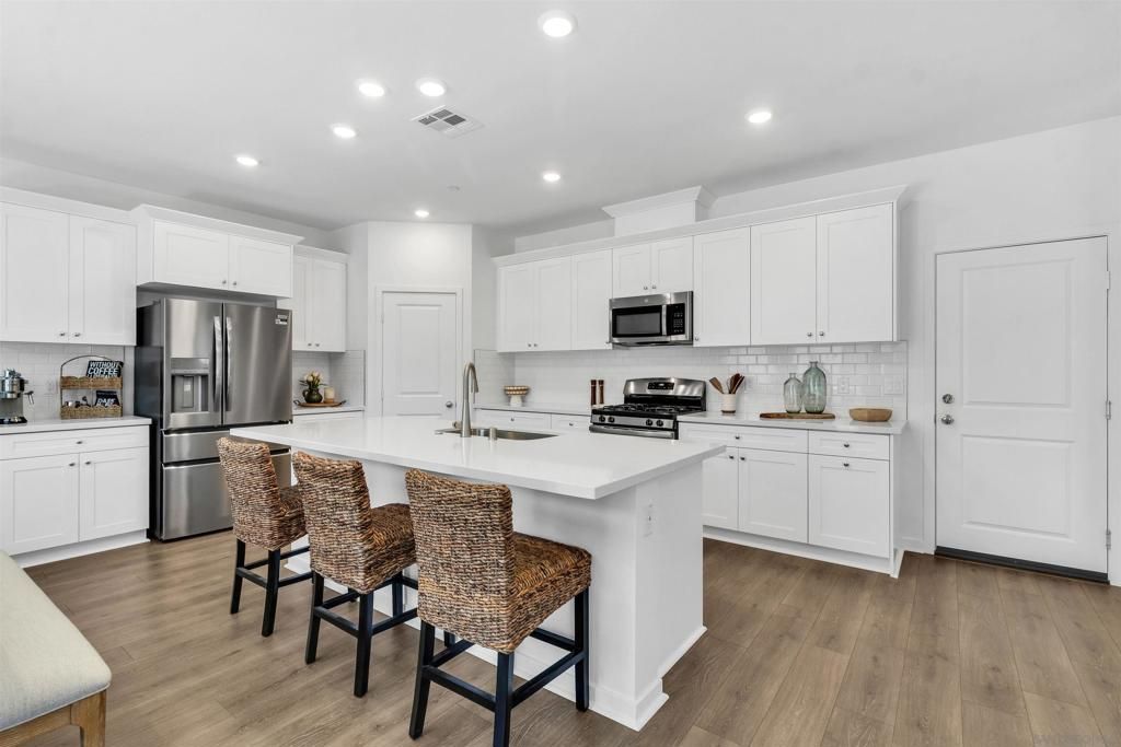 Image 11 of property listing at 34470 Sakura, French Valley, CA 92596