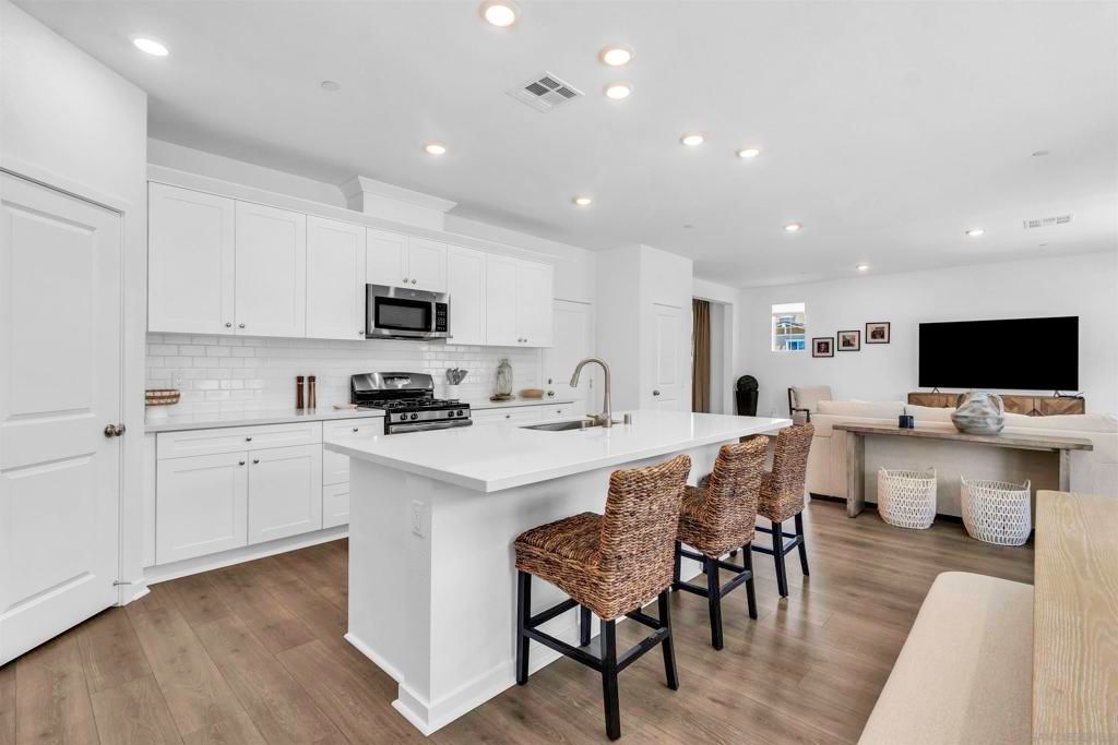 Image 15 of property listing at 34470 Sakura, French Valley, CA 92596