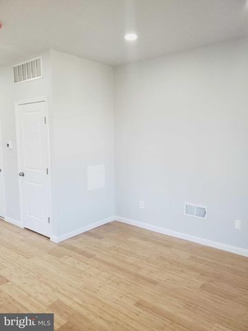 616 N 42ND ST, Philadelphia, PA 19104