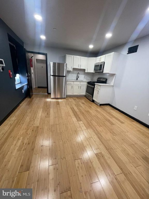 616 N 42ND ST, PHILADELPHIA, PA 19104 — photo 2