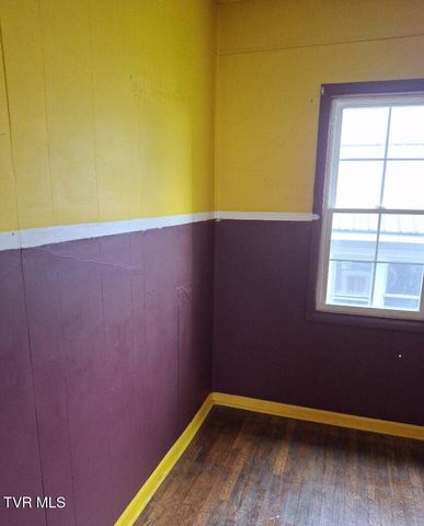 617 South Roan Street, Elizabethton, TN 37643
