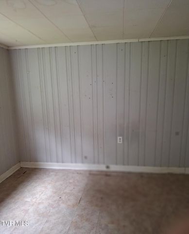 617 South Roan Street, Elizabethton, TN 37643
