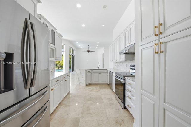 2667 Palmer Pl, Weston, FL 33332