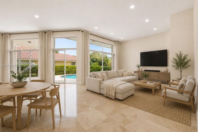 2667 Palmer Pl, Weston, FL 33332