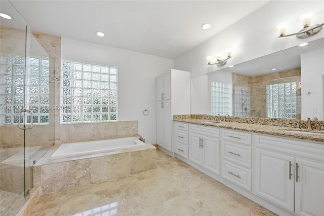 2667 Palmer Pl, Weston, FL 33332