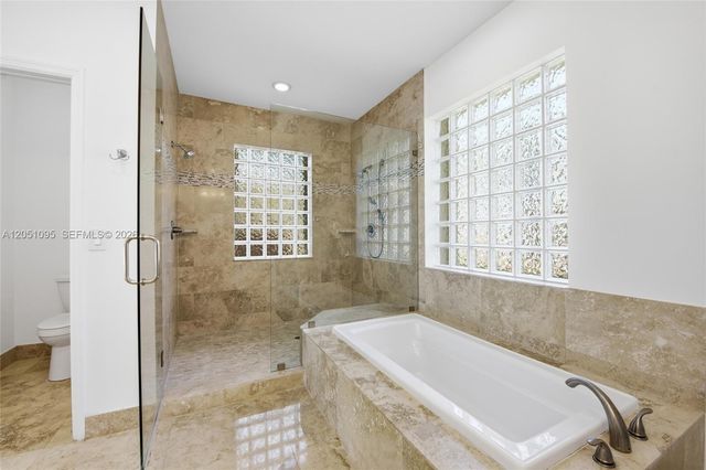 2667 Palmer Pl, Weston, FL 33332
