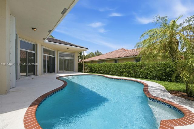 2667 Palmer Pl, Weston, FL 33332