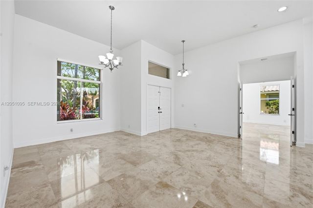 2667 Palmer Pl, Weston, FL 33332