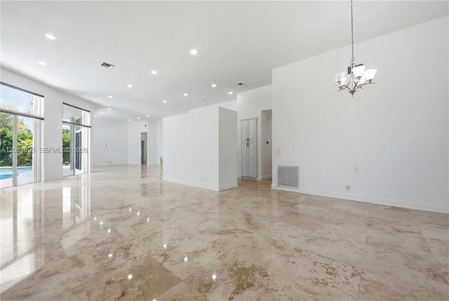2667 Palmer Pl, Weston, FL 33332