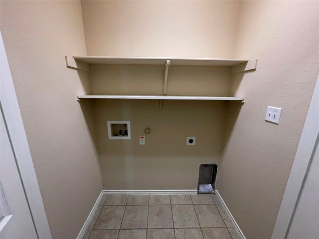 1334 Piedmont Drive, Mansfield, TX 76063