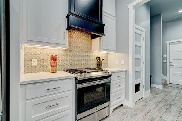 1553 Pine Meadow, Choctaw, OK 73020