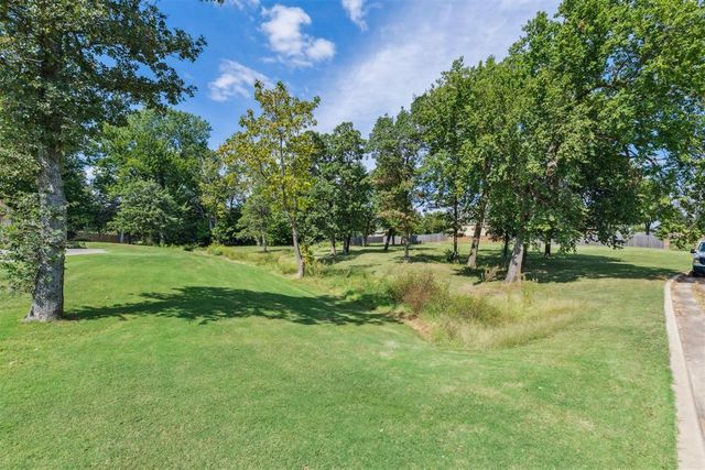 1553 Pine Meadow, Choctaw, OK 73020