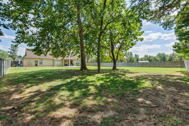 1553 Pine Meadow, Choctaw, OK 73020