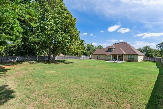 1553 Pine Meadow, Choctaw, OK 73020
