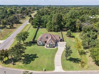 1553 Pine Meadow, Choctaw, OK 73020