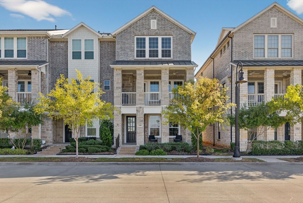 1318 Island Vista Drive, Arlington, TX 76005