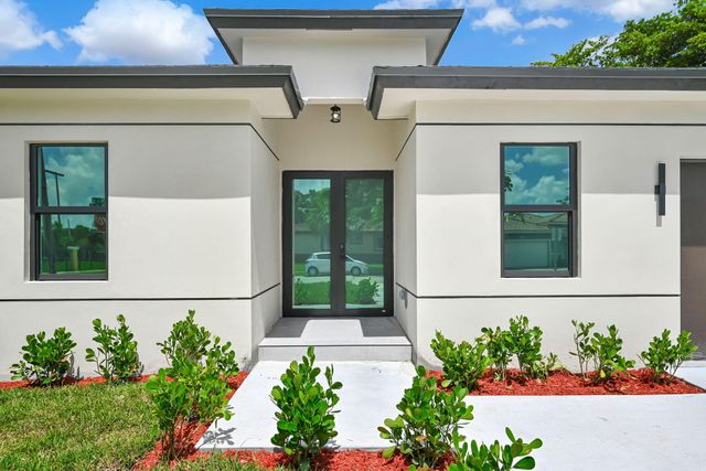 2791 NW 11th Court, Fort Lauderdale, FL 33311