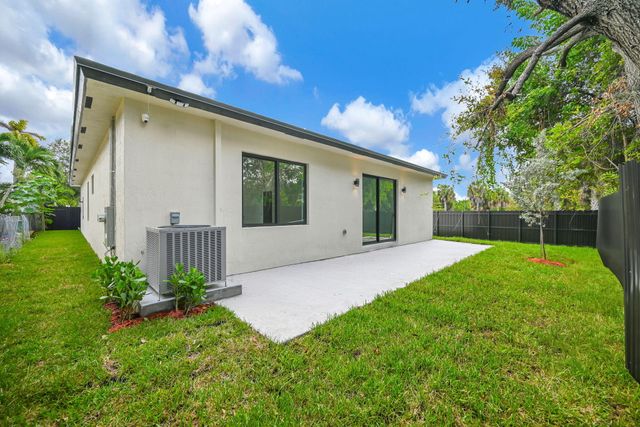 2791 NW 11th Court, Fort Lauderdale, FL 33311