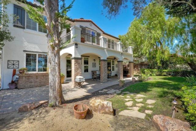 955 Wild Iris Court, San Marcos, CA 92078
