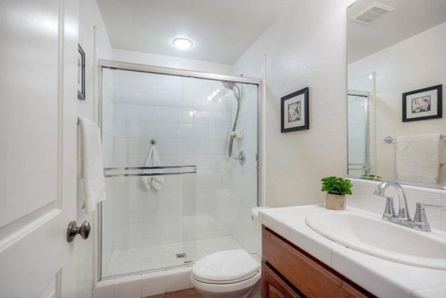 955 Wild Iris Court, San Marcos, CA 92078