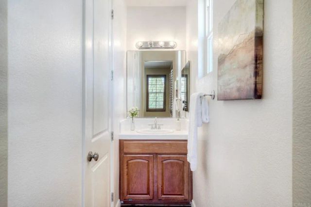 955 Wild Iris Court, San Marcos, CA 92078