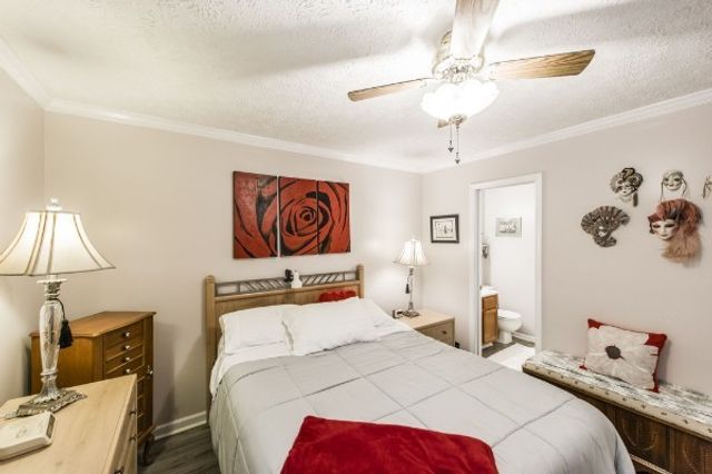 430 Walton Ferry Rd Apt 807, Hendersonville, TN 37075