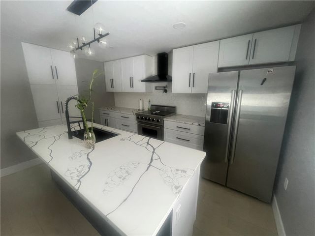 35 Fenwood Avenue, Smithfield, RI 02917