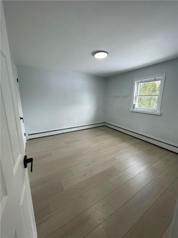 35 Fenwood Avenue, Smithfield, RI 02917