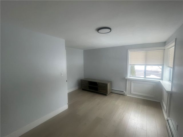 35 Fenwood Avenue, Smithfield, RI 02917