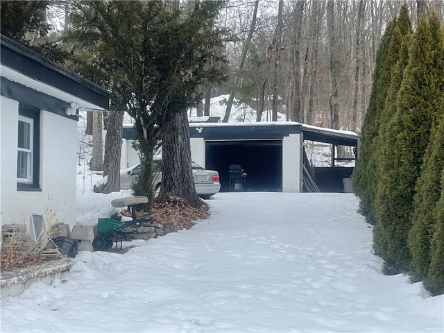 35 Fenwood Avenue, Smithfield, RI 02917