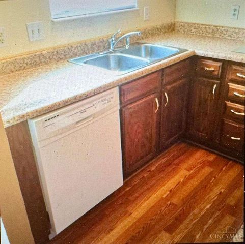 5299 FIELDSTONE Court W, West Chester, OH 45069