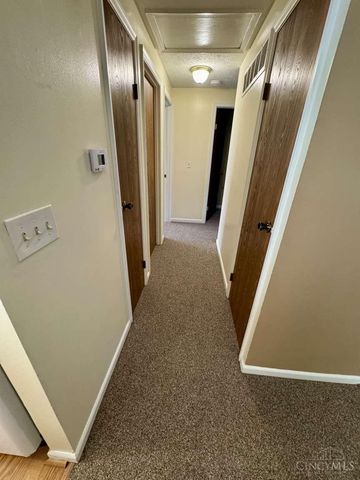 5299 FIELDSTONE Court W, West Chester, OH 45069