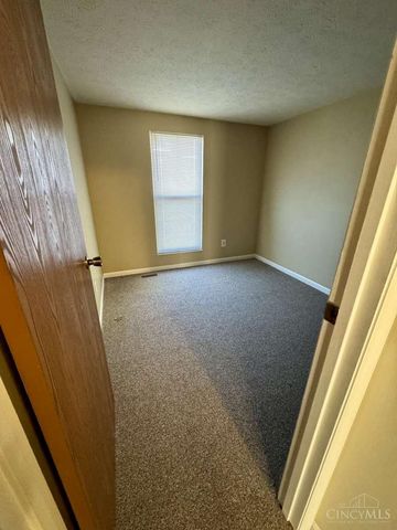 5299 FIELDSTONE Court W, West Chester, OH 45069