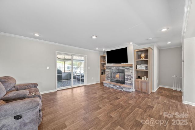 428 Long Branch Church Road, Jefferson, SC 29718