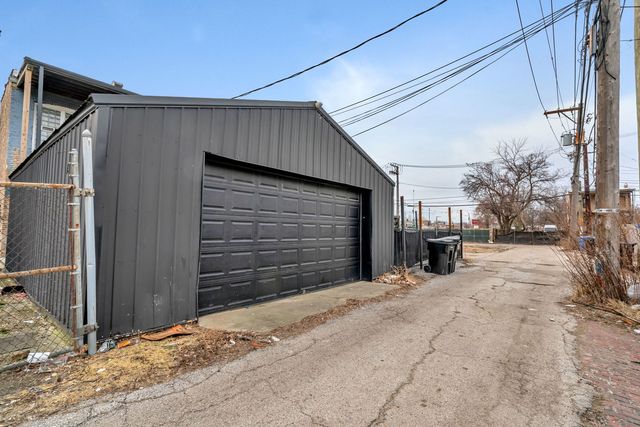 3708 W Roosevelt Road, Chicago, IL 60624