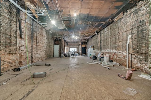 3708 W Roosevelt Road, Chicago, IL 60624