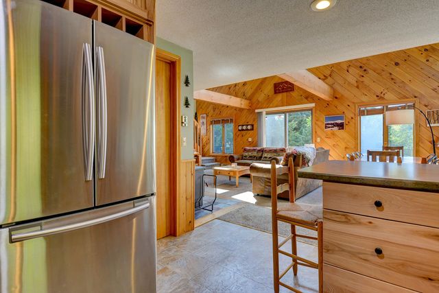 38 Iron Ledge Road, Bartlett, NH 03812