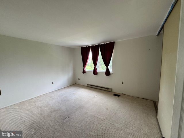 715 HEMPFIELD HILL, Columbia, PA 17512