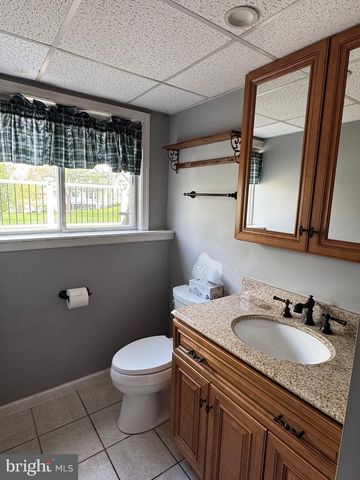 715 HEMPFIELD HILL, Columbia, PA 17512